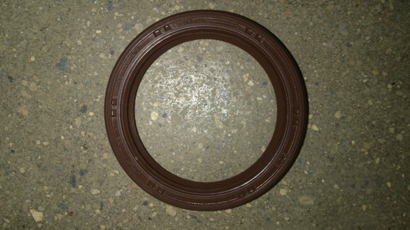 САЛЬНИК КОЛЕНВАЛА ПЕРЕДНИЙ BYD F0 (38x50x6,5)