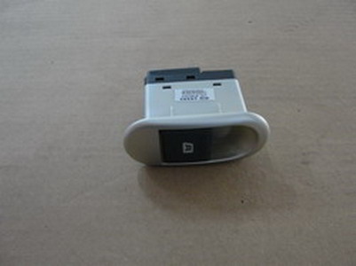 картинка КНОПКА СТЕКЛОПОДЪЕМНИКА BYD F0  10210458-00